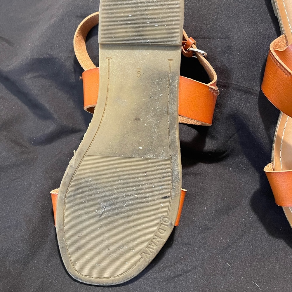 Old Navy Sandals Size 9 Women’s Strappy Ankle Gladiator Sandals - Picture 3 of 6